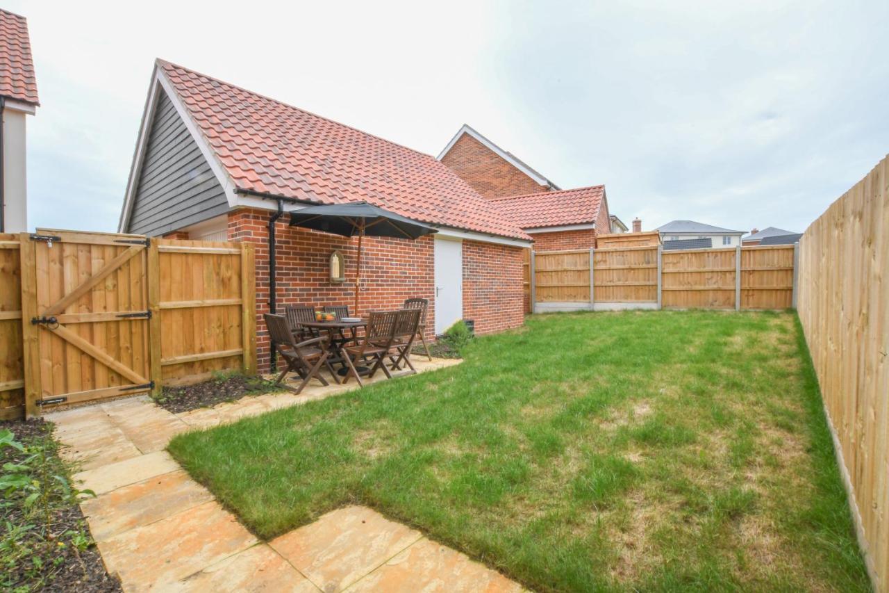 Number 51, Halesworth Vila Exterior foto